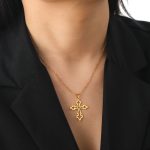 omo bg kolie sus stilen krust srebro zlato 03