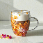 omobg chasha s termo stuklo dvoini steni s estestveni cvetq oranjava hortenzia 300ml i61480 814