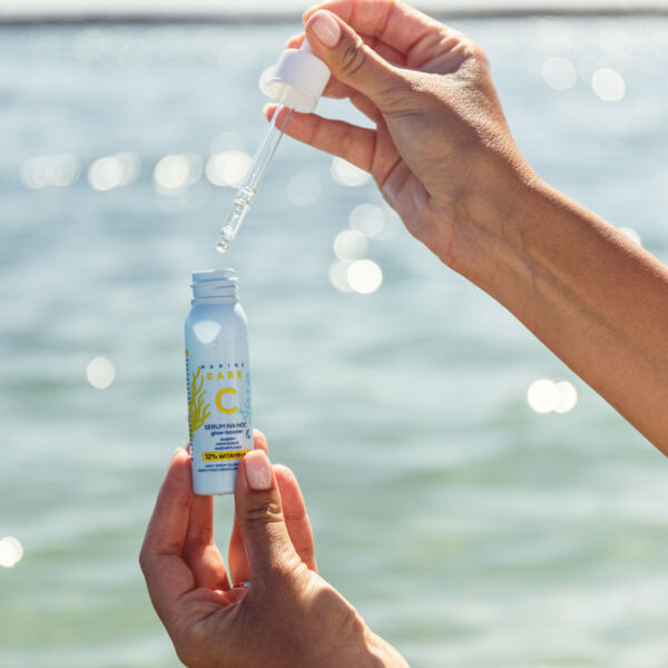 omobg noshten serum s vitamin c i spirulina hidratacia i sianie za umorena koja i62514 558